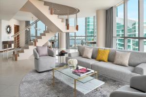 InterContinental Residence Suites Dubai Festival City, an IHG Hotel - Questions About Staying Here