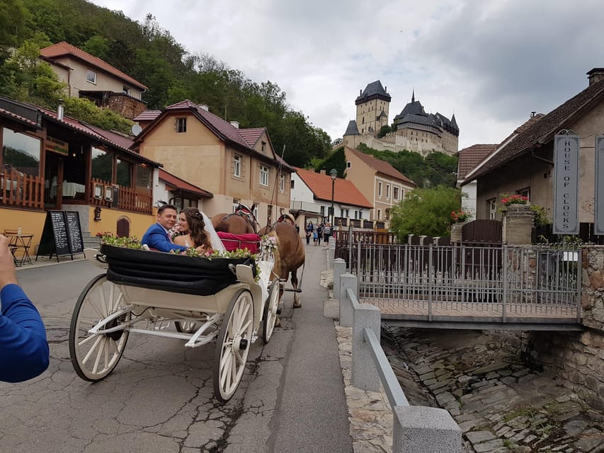 KarlšTejn Castle by Horse Carriage - Participant Restrictions
