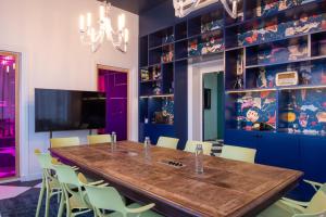 LABE Hotel Tours Centre Station - How To Book Your Stay