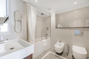 Mayfair House - Accessibility Features