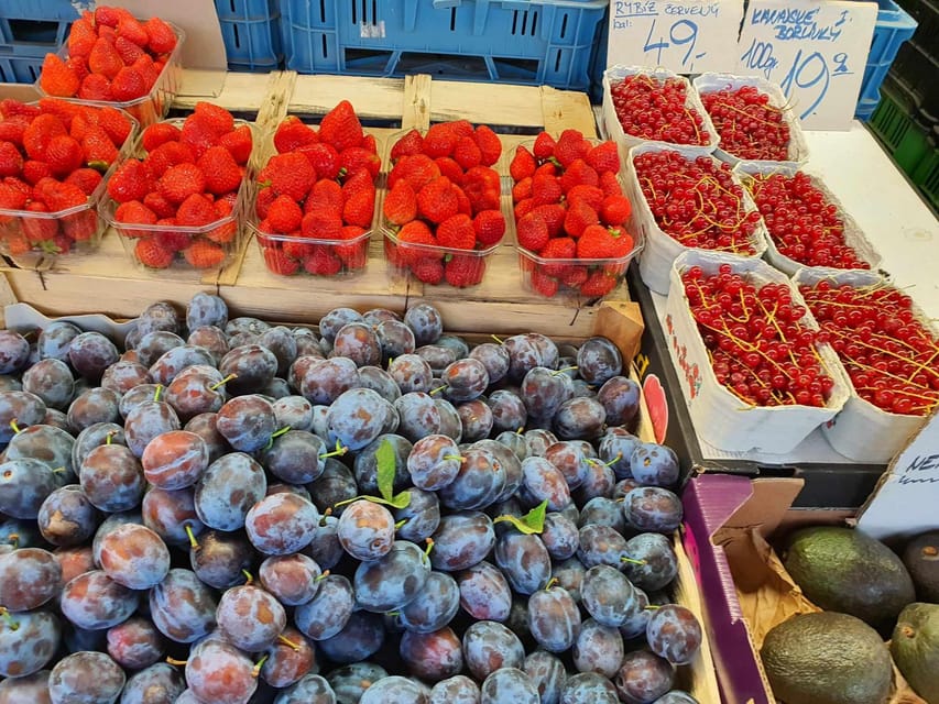 Prague: a Czech Cuisine Masterclass & Prague Highlights Tour - Customer Experiences