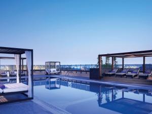Pullman Dubai Creek City Centre Residences - Location and Nearby Attractions