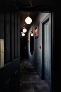 Swan & Railway Hotel Wigan - Worth The Stay