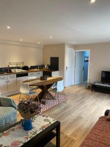 The Jasmine - Booking Information