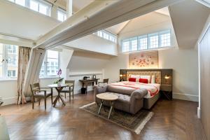 The LaLit London - Worth The Stay