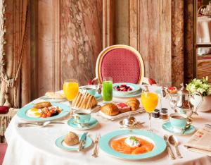 The Ritz London - Nearby Attractions