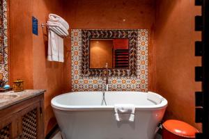 The Treasure of the Templars - How To Book Your Stay