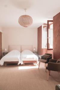 Auberge Buissonniere - Local Cuisine
