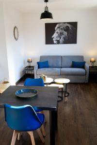 Le Forez Apartment for 4 People or Studio for 2 People - Booking Information