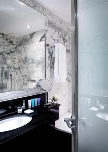 The Bloomsbury Hotel - Worth The Stay