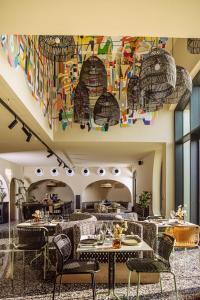 The Garage Biarritz Hotel - Activities and Experiences