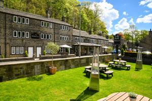 The Woodman Inn - Nearby Attractions