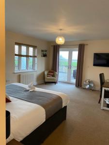 Woodhouse Farm Lodge - Worth The Stay