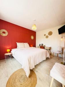 Motel Les Broussailles - How To Book Your Stay
