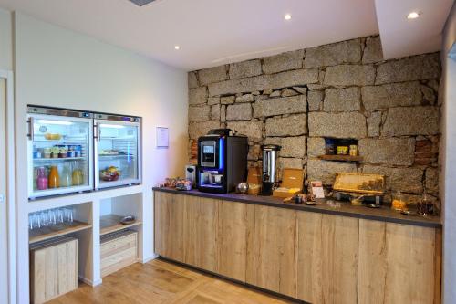 A Fontana - Points About Your Stay