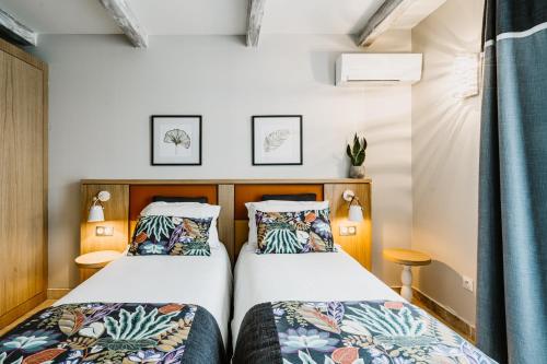 Auberge De Saint-Rémy - Hotel - Michelin-Starred Gourmet Restaurant - Saint Rémy De Provence - Points About Your Stay