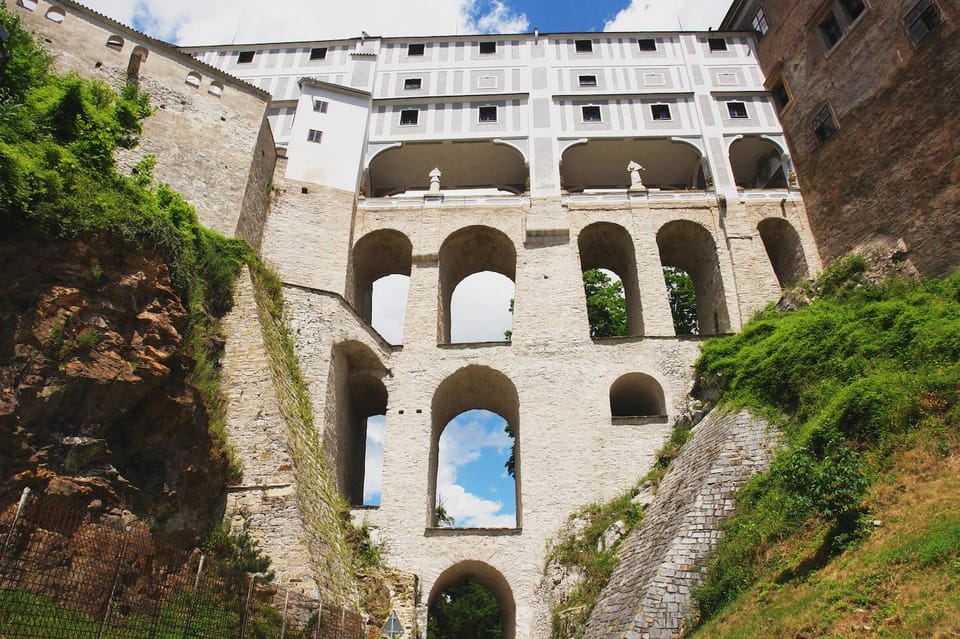 Cesky Krumlov: Private Full Day Trip From Prague - Good To Know