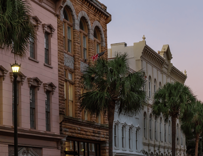 Charleston: Boos and Booze Haunted Pub Crawl Walking Tour - Tour Overview