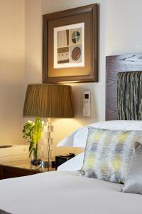 Cheval Knightsbridge - Good To Know