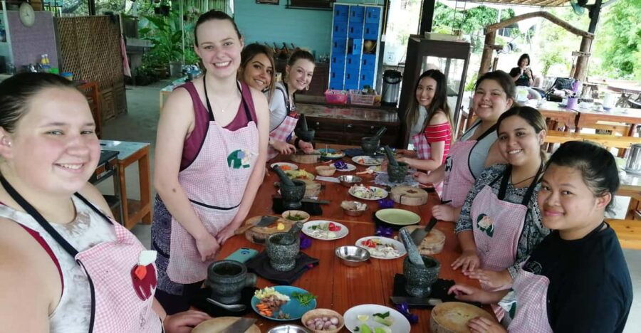 Chiang Mai : Thai Cooking in Farm With a Local Train Trip