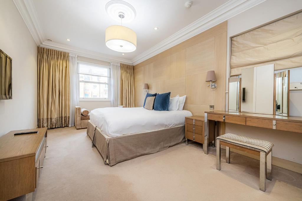 Claverley Court Apartments Knightsbridge Review