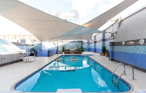 Deira Suites Deluxe Hotel Suites - Overview and Location