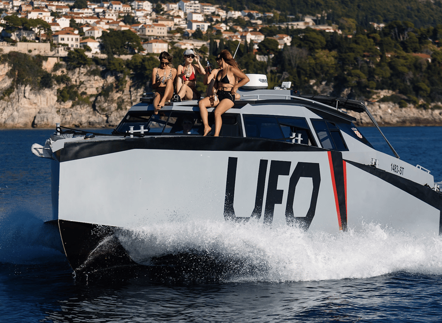 Dubrovnik: UFO – THE BOAT