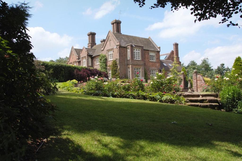 Dunsley Hall Hotel Review