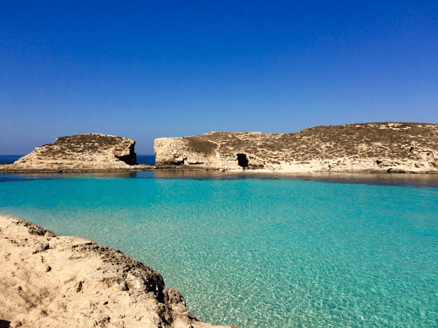 Fisher’s Trek: Cominotto Island, Prime Fishing Spots & Gozo