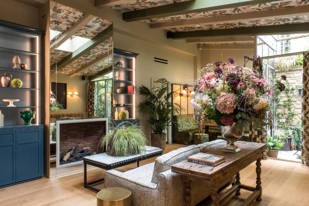 Fougère Hotel - Points About Your Stay