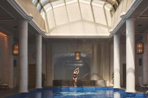 Four Seasons Resort Dubai at Jumeirah Beach - Dining Experiences