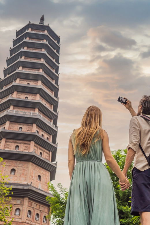 From Hanoi: Bai Dinh Pagoda and Trang An Boat Tour