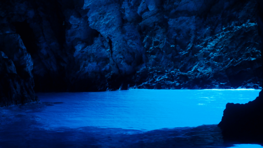 From Split:DIVING & BLUE CAVE 6 ISLAND TOUR WITH LUNCH