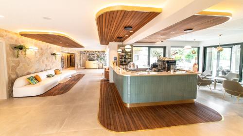 Golf Island BW Premier Collection - Points About Your Stay