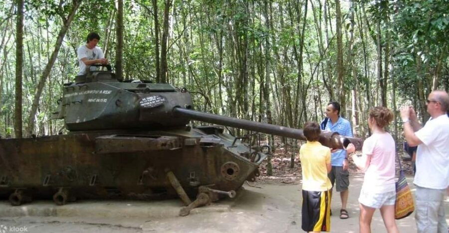 HO CHI MINH: CU CHI TUNNELS HALF DAY IN THE AFTERNOON