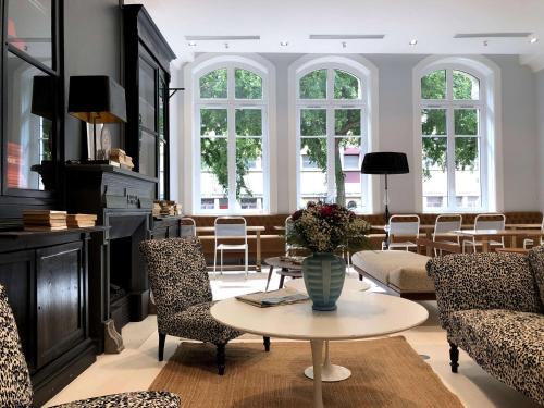 Hotel De Verdun 1882, BW Signature Collection - Points About Your Stay
