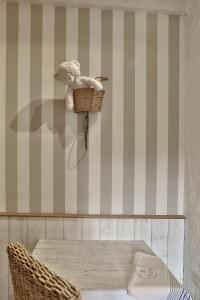 Hotel Le Mas De Castel - Heated Pool - Points About Your Stay