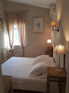 Hotel Le Niobel - Charming Hotel - Points About Your Stay