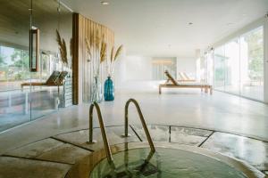 Hotel Les Hortensias Du Lac - Points About Your Stay