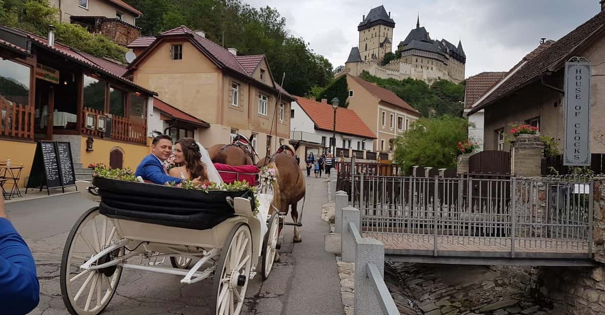 KarlšTejn Castle by Horse Carriage - Good To Know