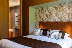 Logis Hotel Restaurant La Tour - Points About Your Stay