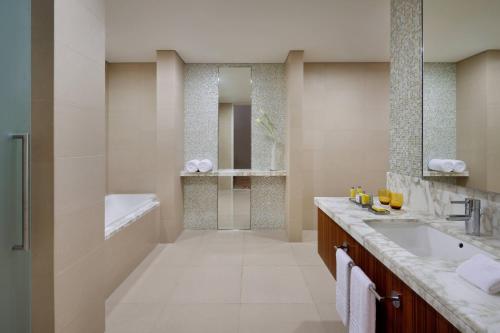 Marriott Hotel Downtown Abu Dhabi - Good To Know