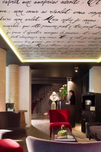 Molière Hotel - Points About Your Stay