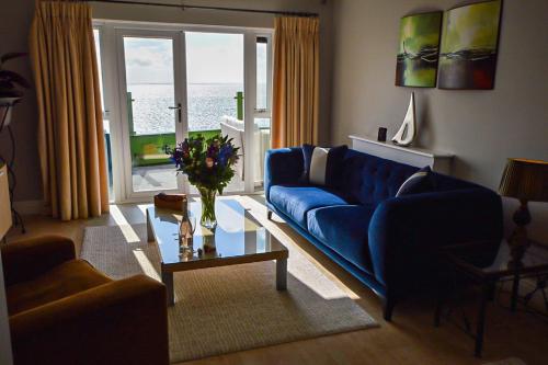 Pebble Beach Seaview Restaurant & Rooms - Good To Know
