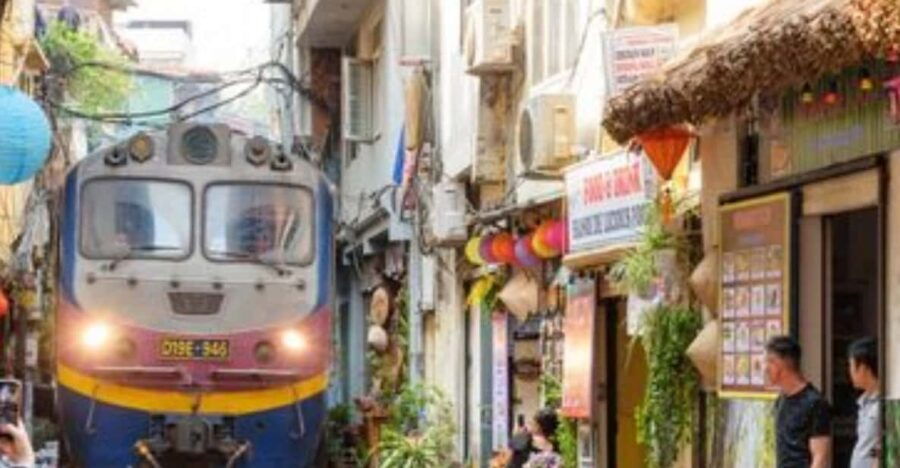 [Private] Hanoi Food Tour With Train Street Visit