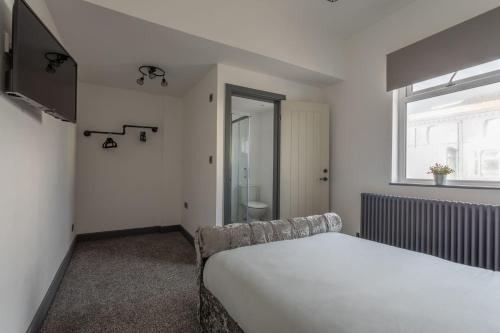 RESIDENCY LUXURY SEAFRONT HOTEL - Good To Know