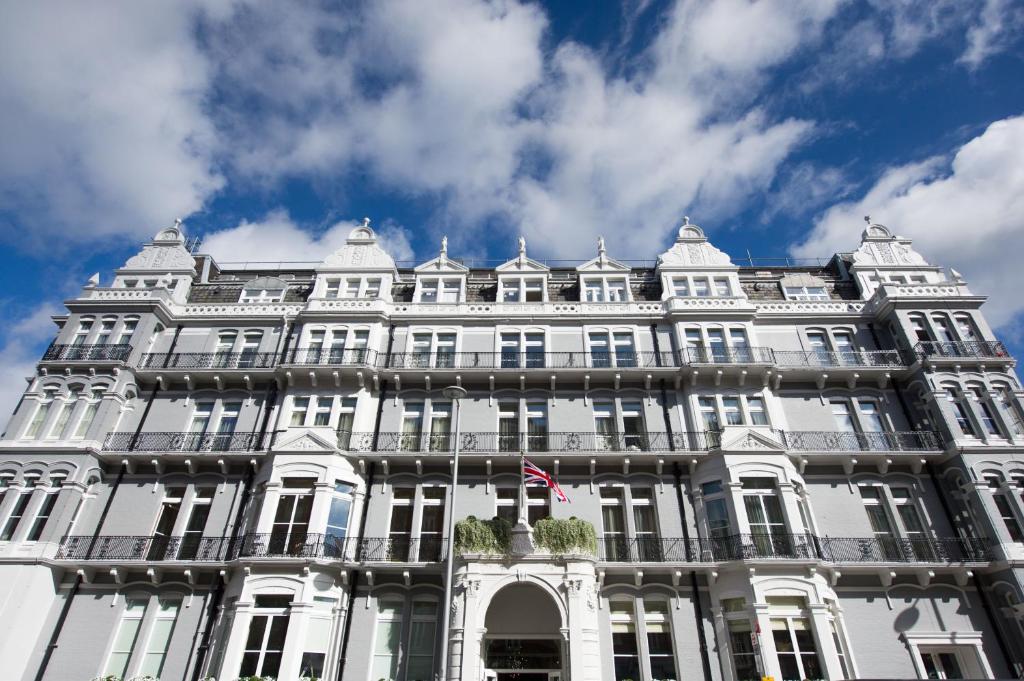 The Ampersand Hotel – Small Luxury Hotels of the World Review