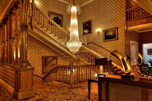 The Chester Grosvenor - Good To Know