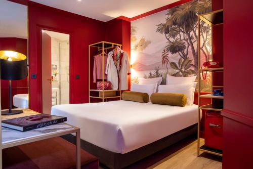 The Luxembourg Gardens - Points About Your Stay