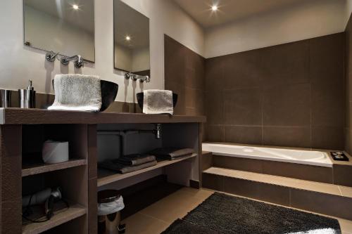 The Mas Du Pont Roman - Points About Your Stay